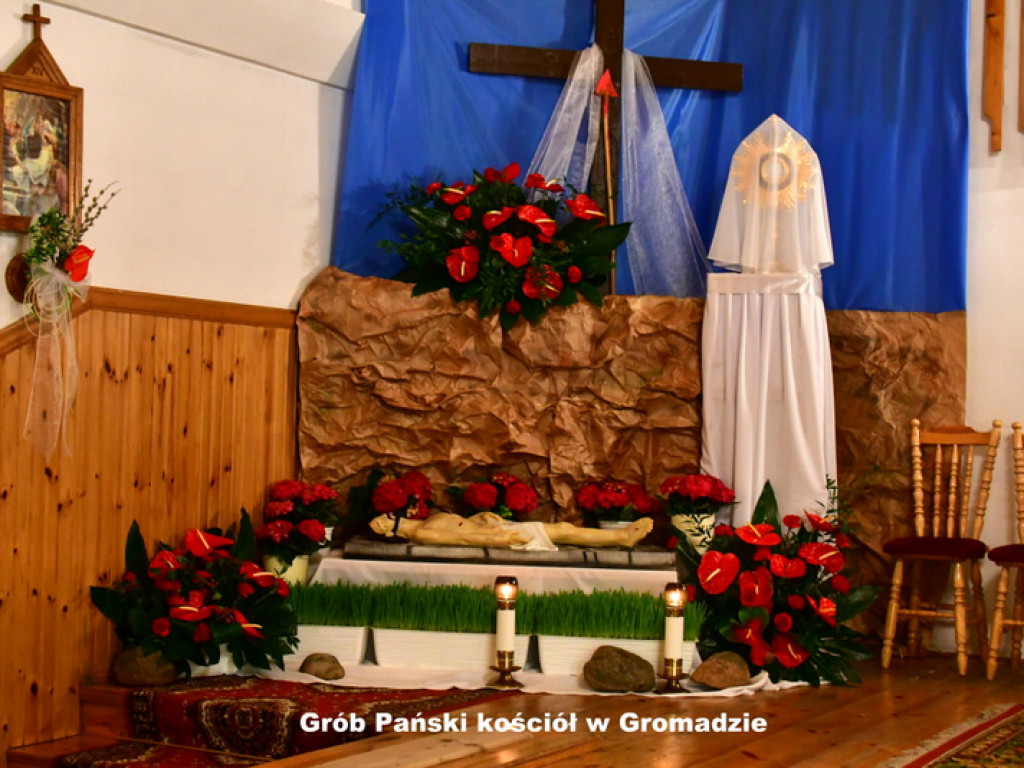 Ciemnice i Groby Pańskie w kościołach powiatu biłgorajskiego (FOTO)