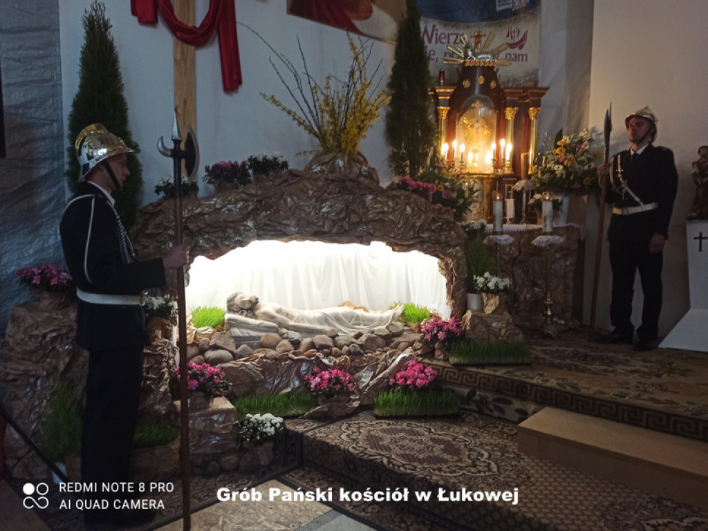 Ciemnice i Groby Pańskie w kościołach powiatu biłgorajskiego (FOTO)