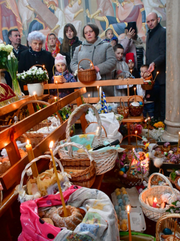 Wielka Sobota w Cerkwi prawosławnej i święcenie pokarmów (FOTO)