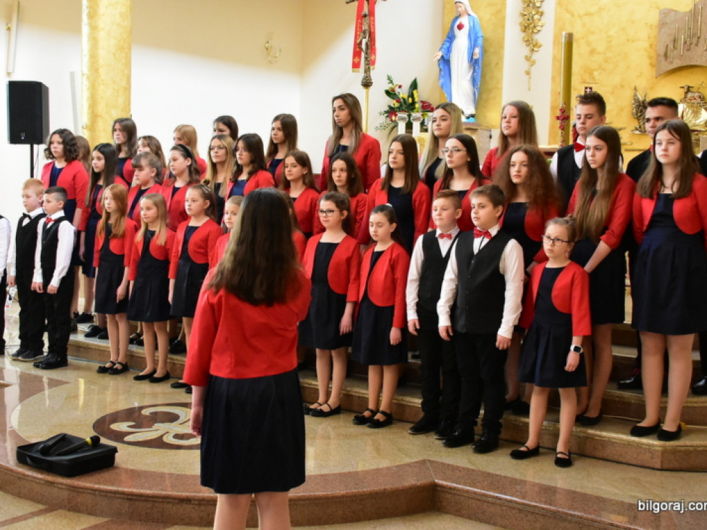 Koncert pieśni wielkanocnych w kościele św. Jana Pawła II (FOTO)