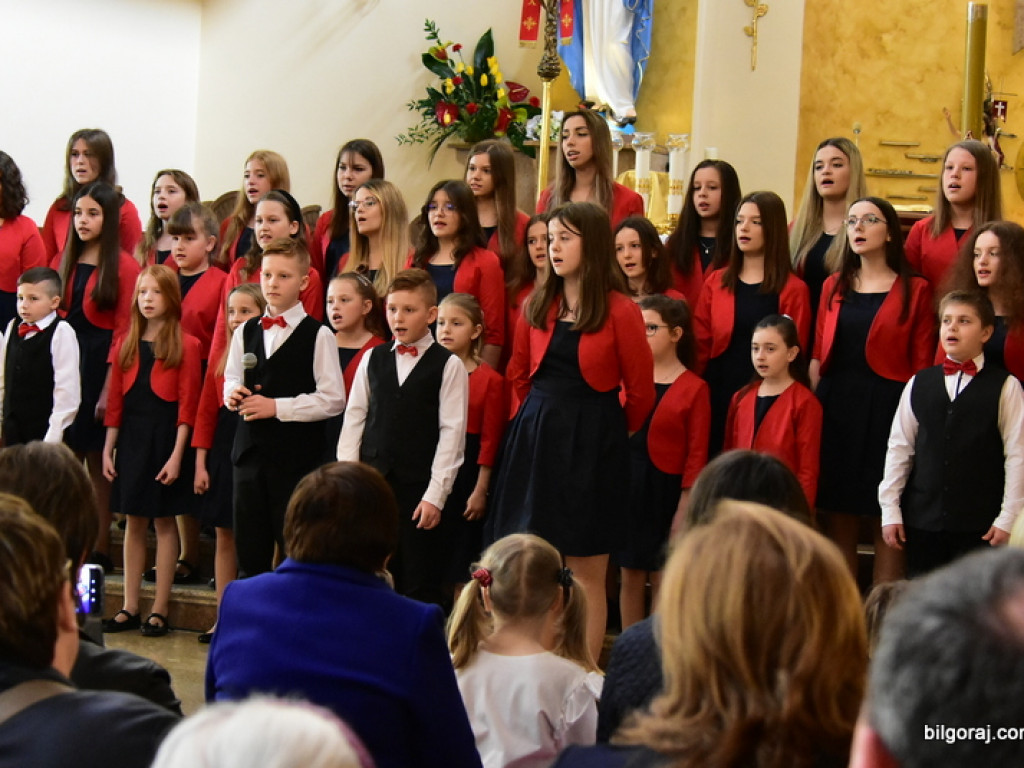 Koncert pieśni wielkanocnych w kościele św. Jana Pawła II (FOTO)