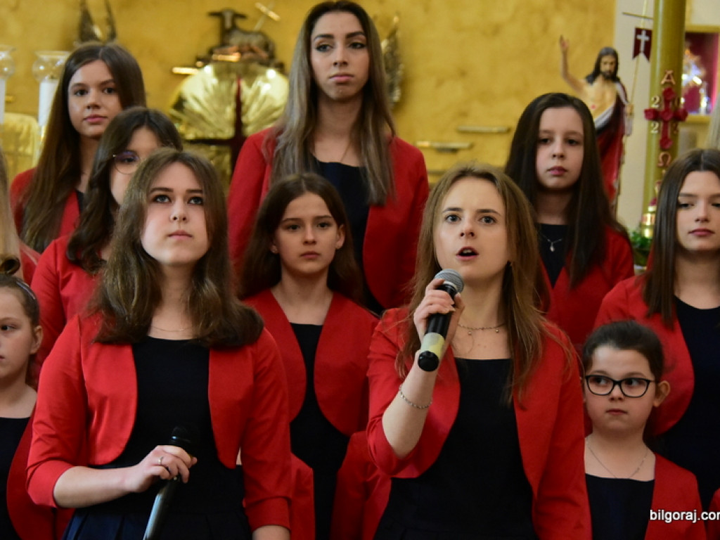Koncert pieśni wielkanocnych w kościele św. Jana Pawła II (FOTO)