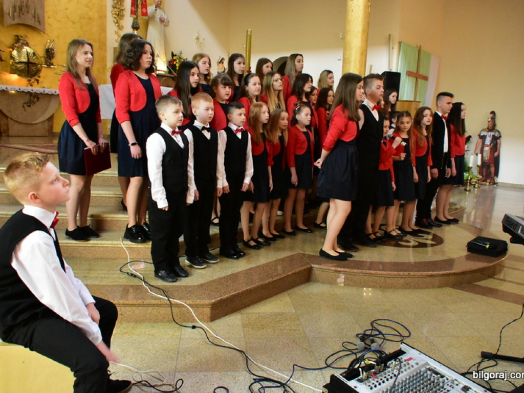 Koncert pieśni wielkanocnych w kościele św. Jana Pawła II (FOTO)