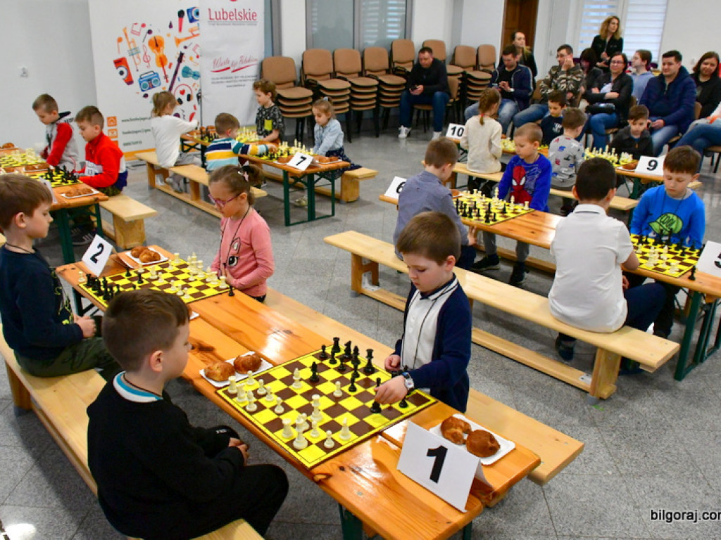Szachowe zmagania przedszkolaków (FOTO, WYNIKI)