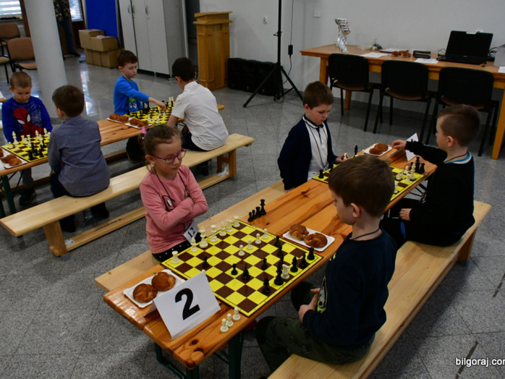 Szachowe zmagania przedszkolaków (FOTO, WYNIKI)