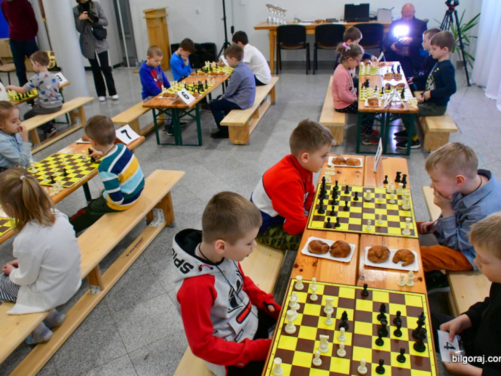 Szachowe zmagania przedszkolaków (FOTO, WYNIKI)