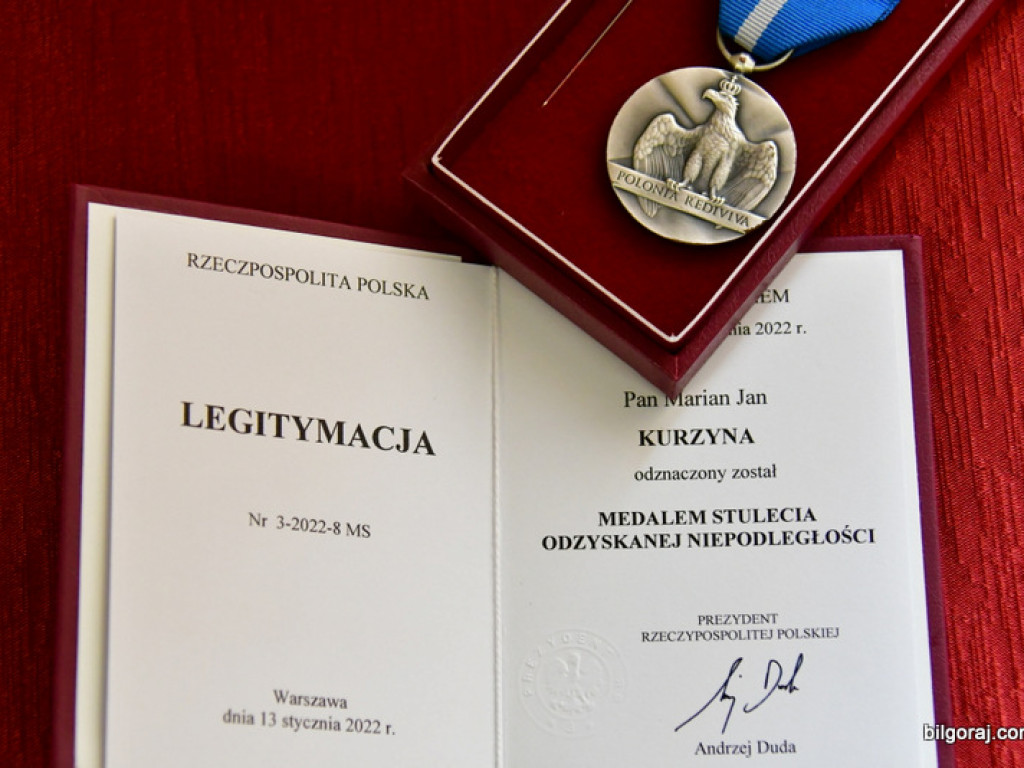 Przewodniczący Rady Powiatu uhonorowany Medalem 100-lecia Odzyskanej Niepodległości (FOTO, VIDEO)