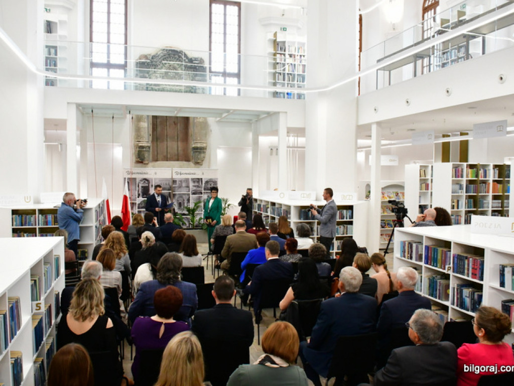 Tarnogrodzka biblioteka po gruntownym remoncie. Obiekt dziś został oficjalnie otwarty (FOTO)