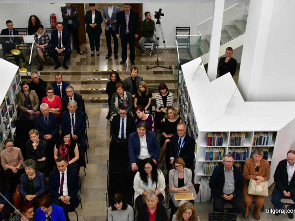 Tarnogrodzka biblioteka po gruntownym remoncie. Obiekt dziś został oficjalnie otwarty (FOTO)