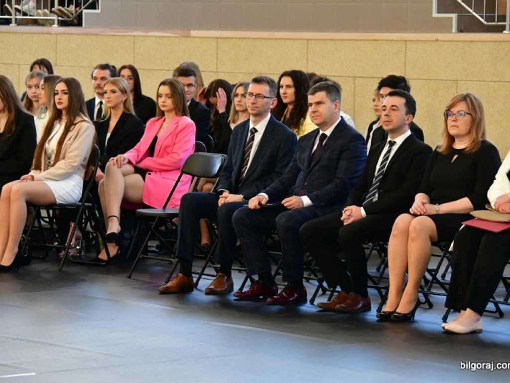 Zakończenie nauki maturzystów w ZSBiO (FOTO)