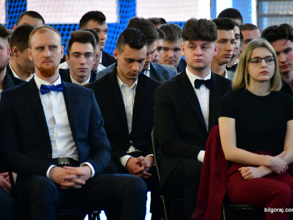 Zakończenie nauki maturzystów w ZSBiO (FOTO)