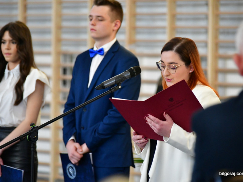 Zakończenie nauki maturzystów w ZSBiO (FOTO)