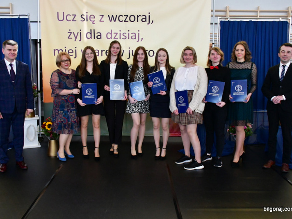 Zakończenie nauki maturzystów w ZSBiO (FOTO)