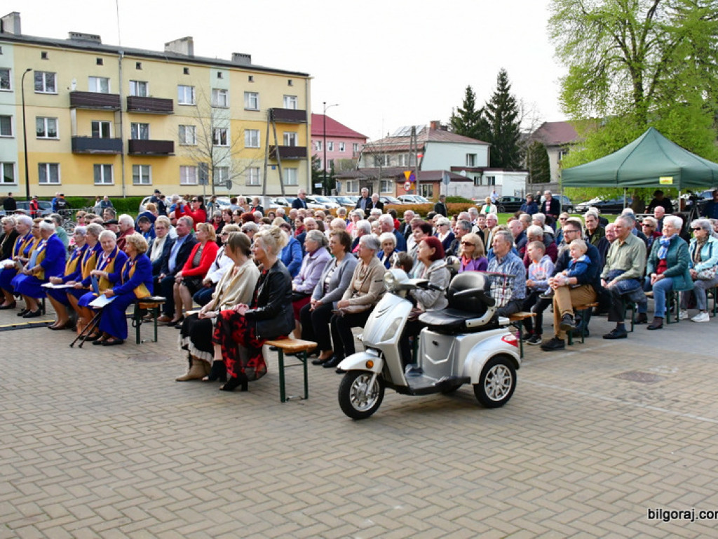 Majówka w BCK. Zainaugurowały ją występy członków UTW (FOTO)