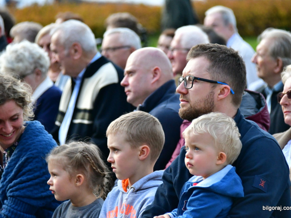 Majówka w BCK. Zainaugurowały ją występy członków UTW (FOTO)