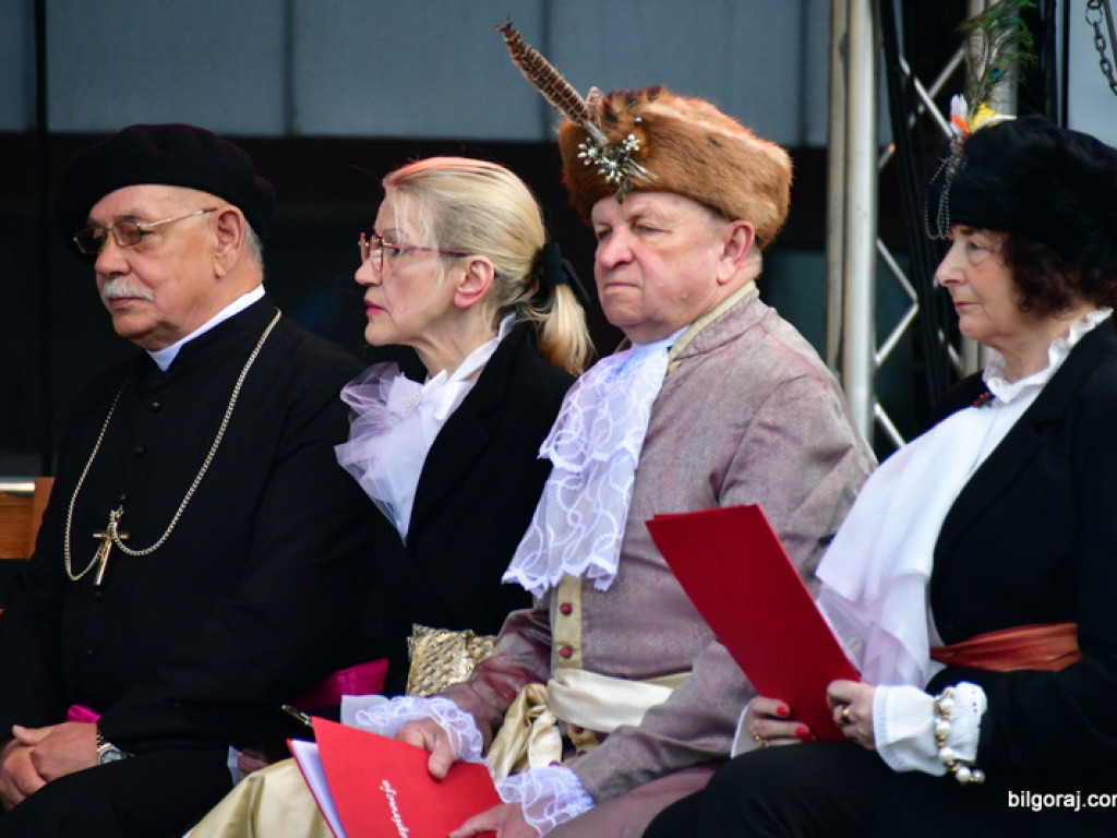 Majówka w BCK. Zainaugurowały ją występy członków UTW (FOTO)