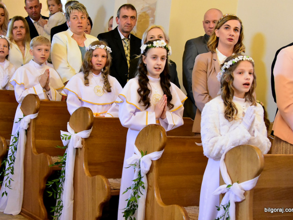 Sezon I Komuni Świętych rozpoczęty (FOTO)