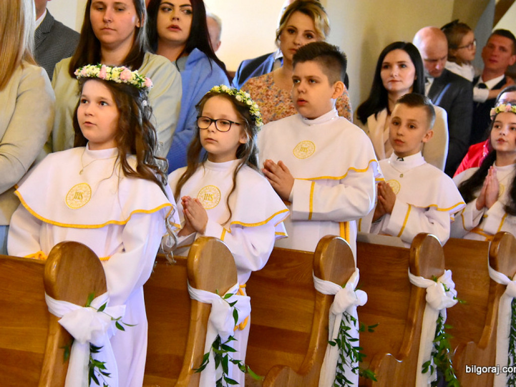 Sezon I Komuni Świętych rozpoczęty (FOTO)