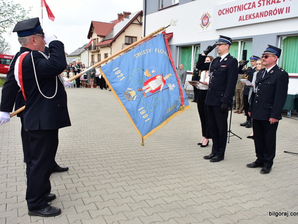 Od 100 lat służą Bogu na chwałę, ludziom na pożytek. Jubileusz jednostki OSP Aleksandrów II (FOTO)