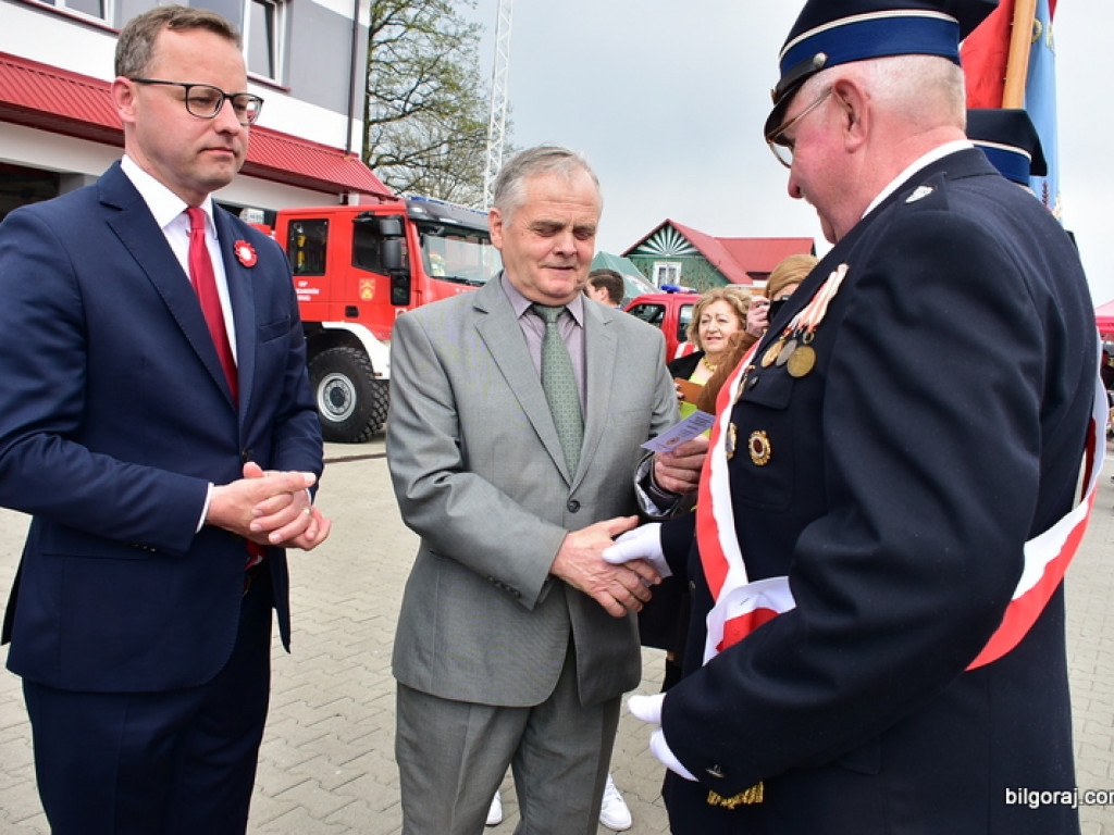 Od 100 lat służą Bogu na chwałę, ludziom na pożytek. Jubileusz jednostki OSP Aleksandrów II (FOTO)