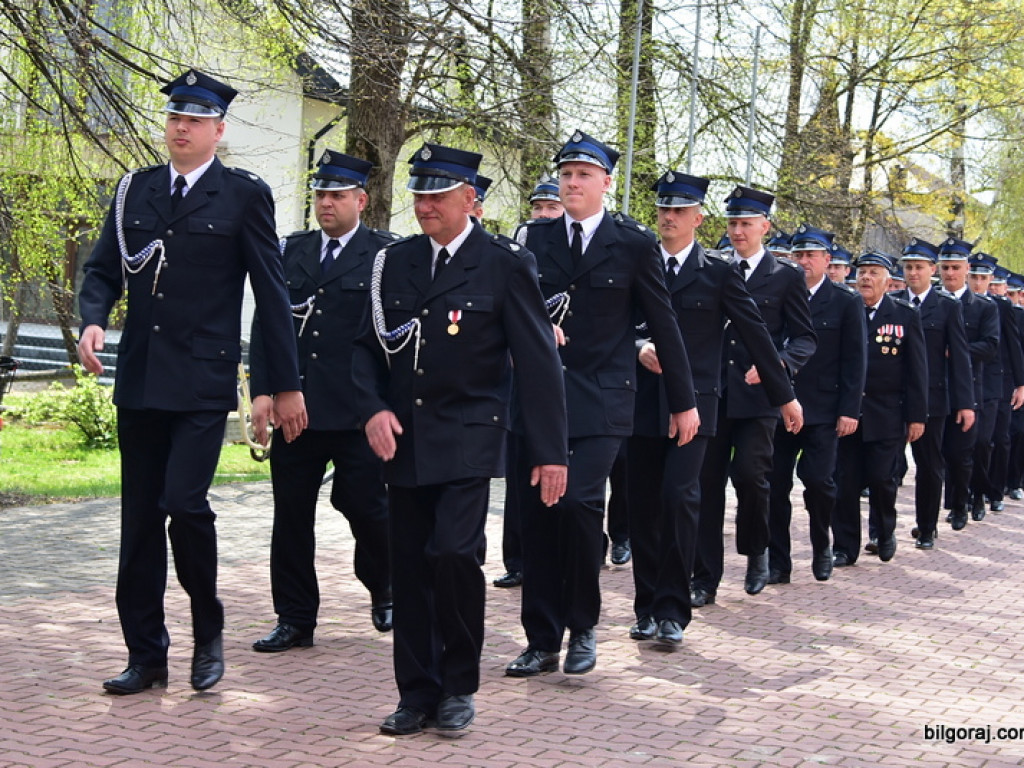 Od 100 lat służą Bogu na chwałę, ludziom na pożytek. Jubileusz jednostki OSP Aleksandrów II (FOTO)