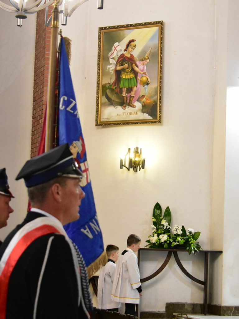Od 100 lat służą Bogu na chwałę, ludziom na pożytek. Jubileusz jednostki OSP Aleksandrów II (FOTO)