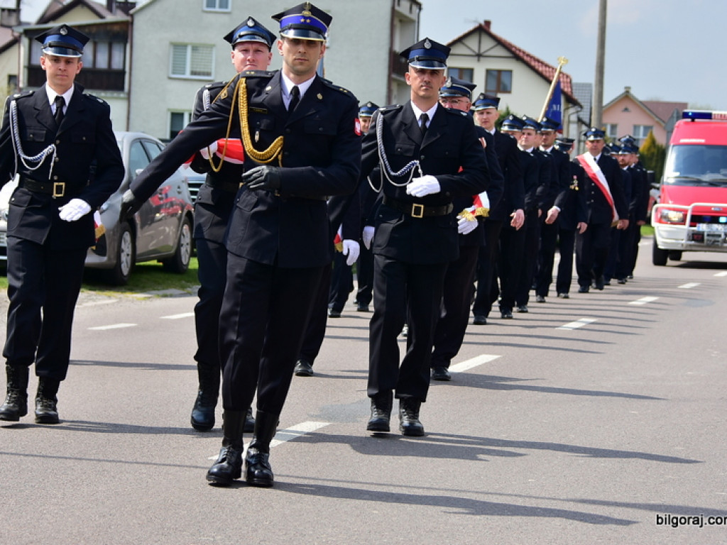 Od 100 lat służą Bogu na chwałę, ludziom na pożytek. Jubileusz jednostki OSP Aleksandrów II (FOTO)