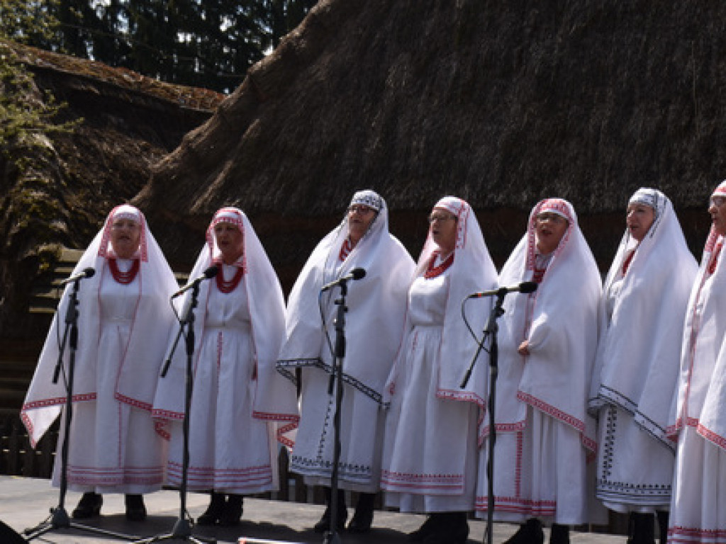 Świetne występy naszych artystów na Festiwalu Kultury Ludowej JAWOR u źródeł kultury
