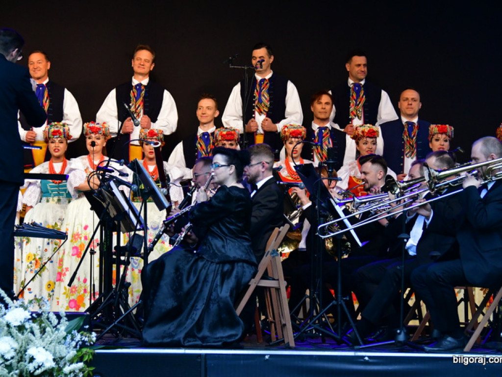 Zespół Pieśni i Tańca Śląsk na jubileuszu 80-lecia Biłgorajczyka (FOTO, VIDEO)