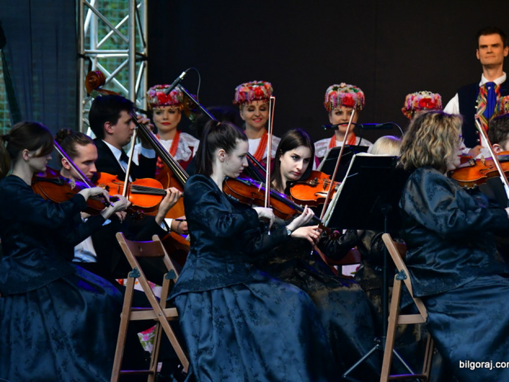 Zespół Pieśni i Tańca Śląsk na jubileuszu 80-lecia Biłgorajczyka (FOTO, VIDEO)