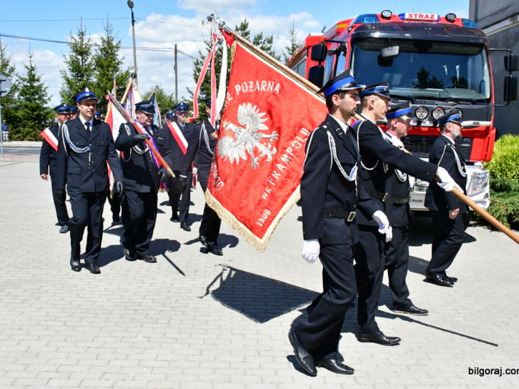 Nowy wóz bojowy dla OSP Radzięcin i Gminny Dzień Strażaka (FOTO)