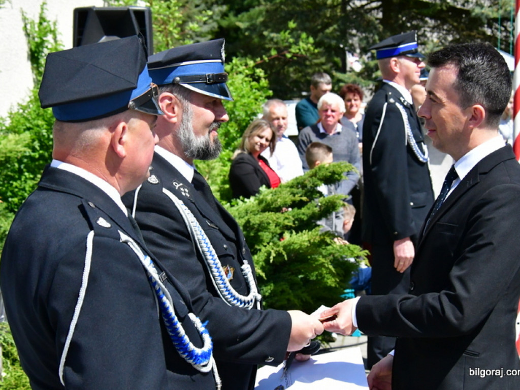 Nowy wóz bojowy dla OSP Radzięcin i Gminny Dzień Strażaka (FOTO)