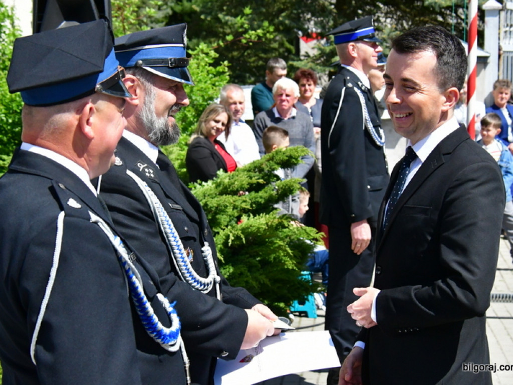 Nowy wóz bojowy dla OSP Radzięcin i Gminny Dzień Strażaka (FOTO)