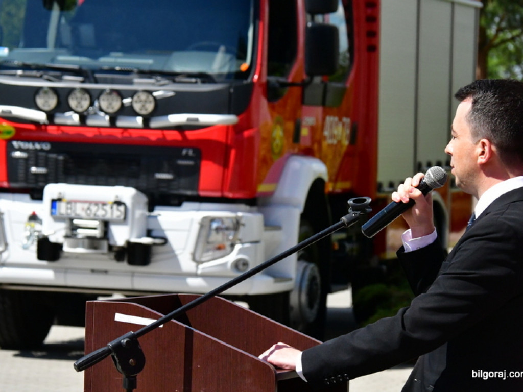Nowy wóz bojowy dla OSP Radzięcin i Gminny Dzień Strażaka (FOTO)