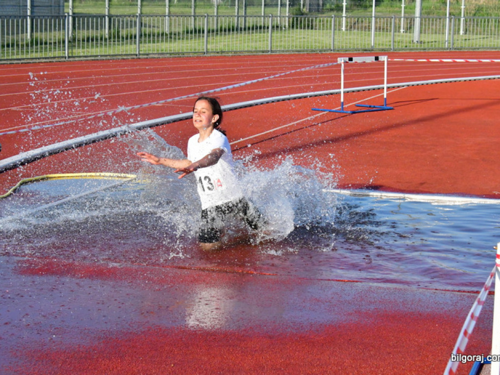 Biłgoraj Biega... czyli Stadionowy Cross Przeszkodowy (FOTO)