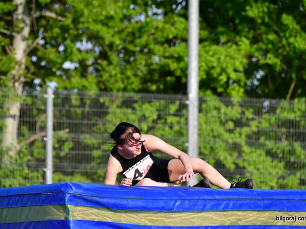 Biłgoraj Biega... czyli Stadionowy Cross Przeszkodowy (FOTO)