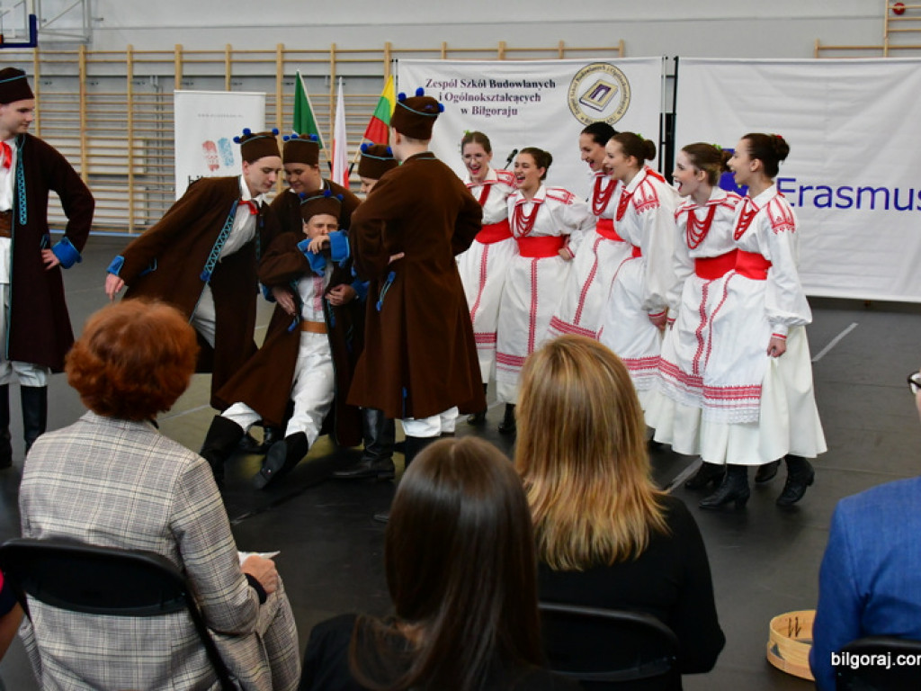 Erasmus+ w ZSBiO (FOTO)