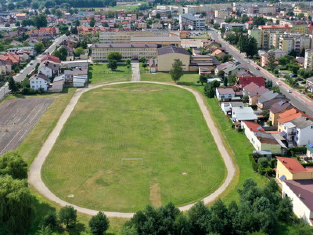 Jest ściernisko, a będzie nowoczesne boisko