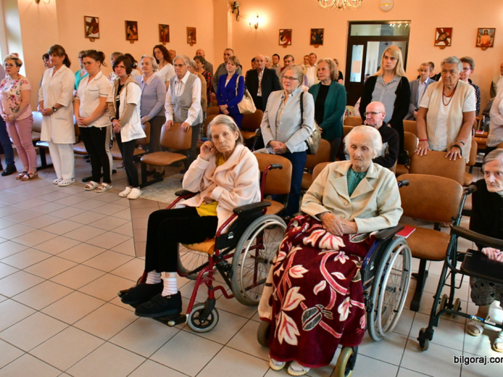 Majówka z rodziną w DPS-ie dla Kombatantów (FOTO)