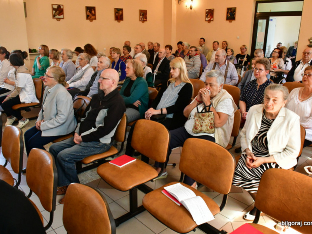 Majówka z rodziną w DPS-ie dla Kombatantów (FOTO)