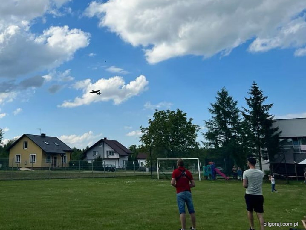 Kiedy śmieje się dziecko, śmieje się cały świat (FOTO)