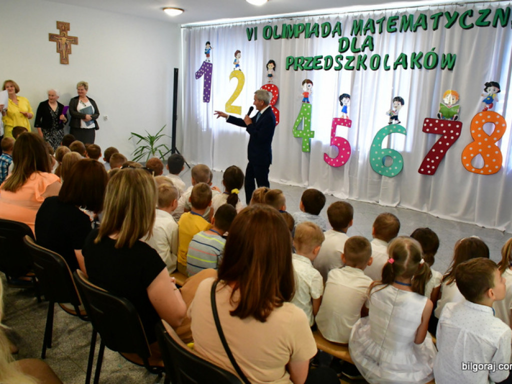 Olimpijskie zmagania przedszkolaków z matematyką (FOTO)