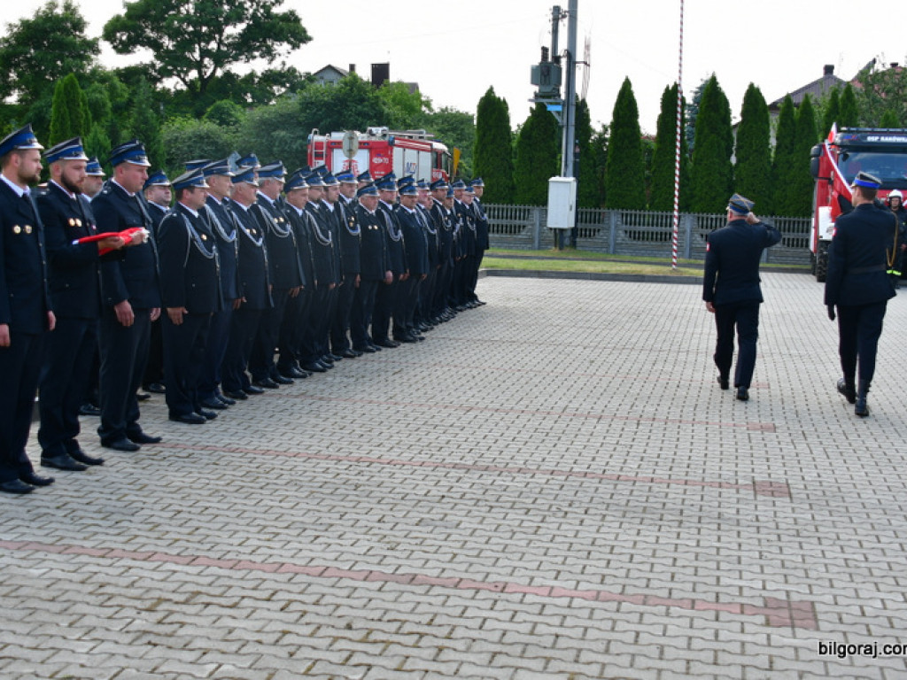 Strażacy z Rakówki otrzymali nowy wóz bojowy (FOTO)