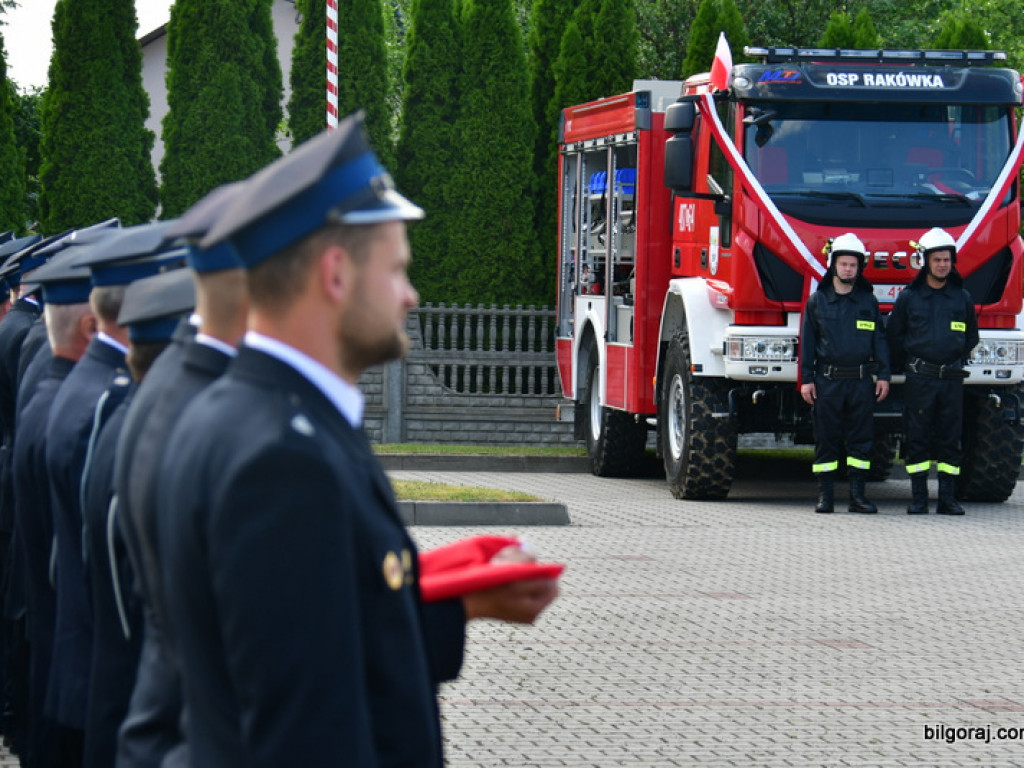 Strażacy z Rakówki otrzymali nowy wóz bojowy (FOTO)