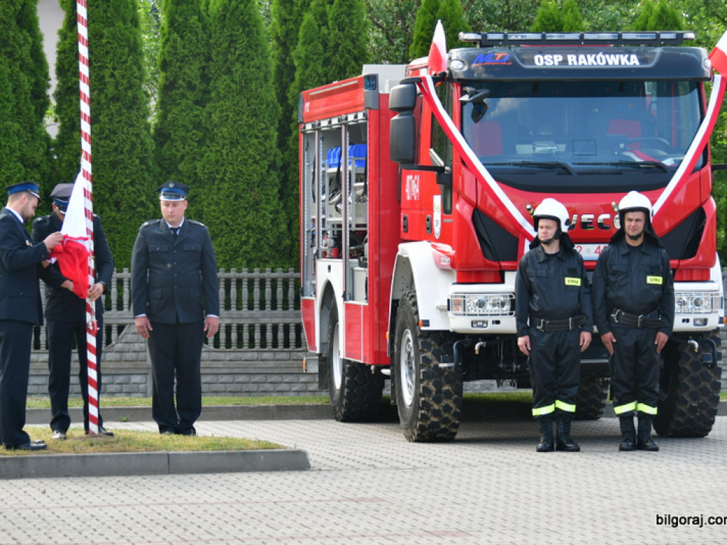 Strażacy z Rakówki otrzymali nowy wóz bojowy (FOTO)
