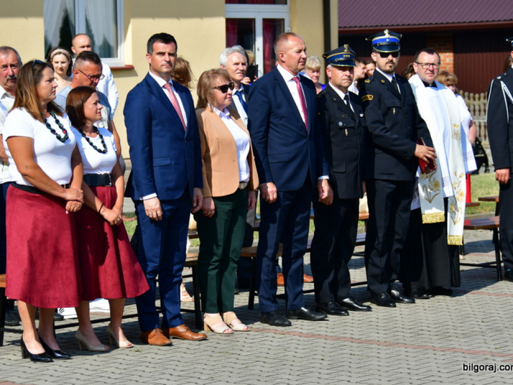 Strażacy z Rakówki otrzymali nowy wóz bojowy (FOTO)