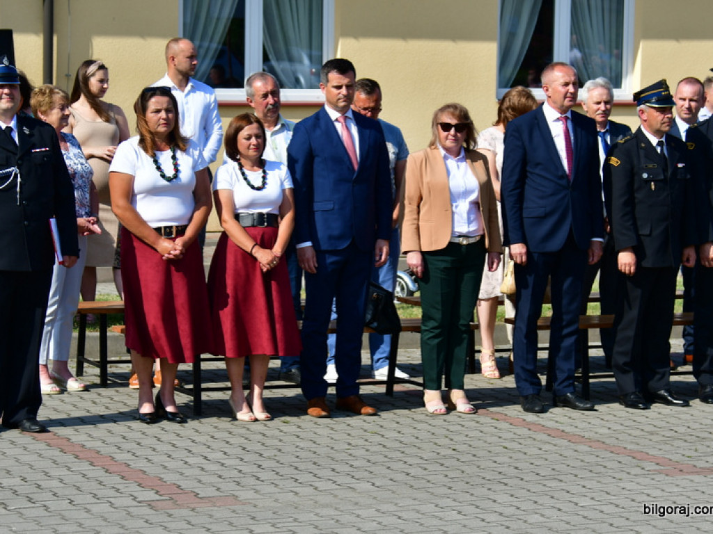 Strażacy z Rakówki otrzymali nowy wóz bojowy (FOTO)