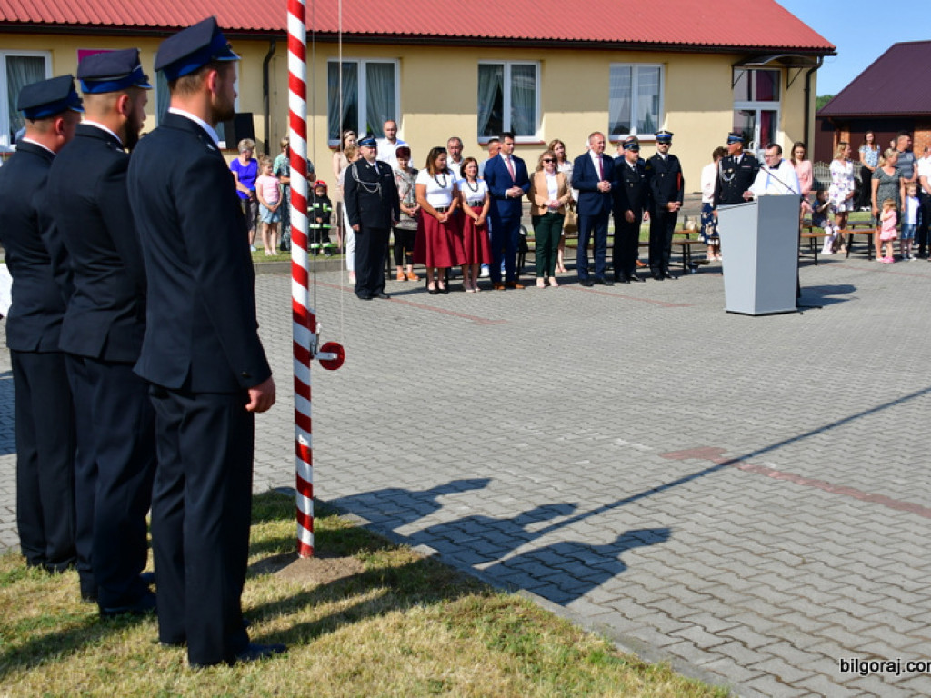 Strażacy z Rakówki otrzymali nowy wóz bojowy (FOTO)