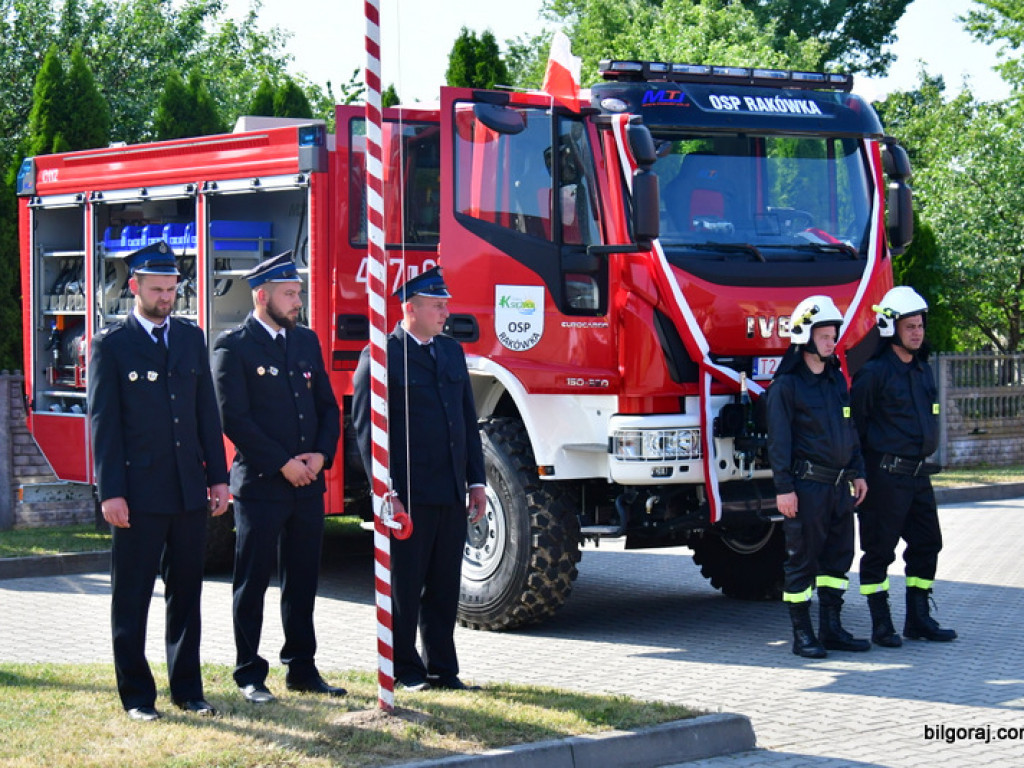 Strażacy z Rakówki otrzymali nowy wóz bojowy (FOTO)