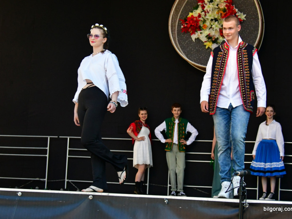 Folk na wybiegu (FOTO, WYNIKI)